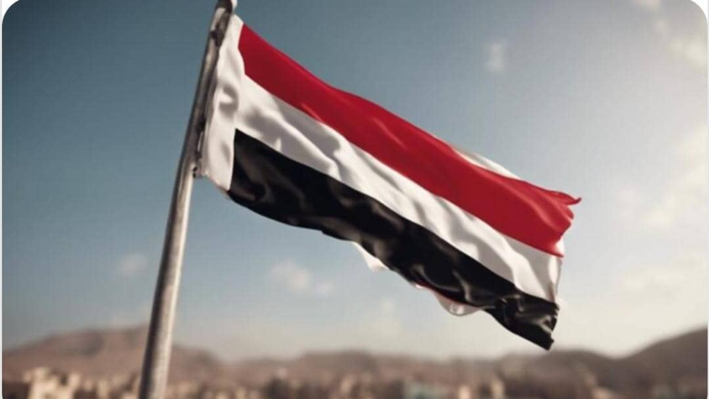 لأول مرّة.. إسرائيل تستهدف مطار صنعاء الدولي