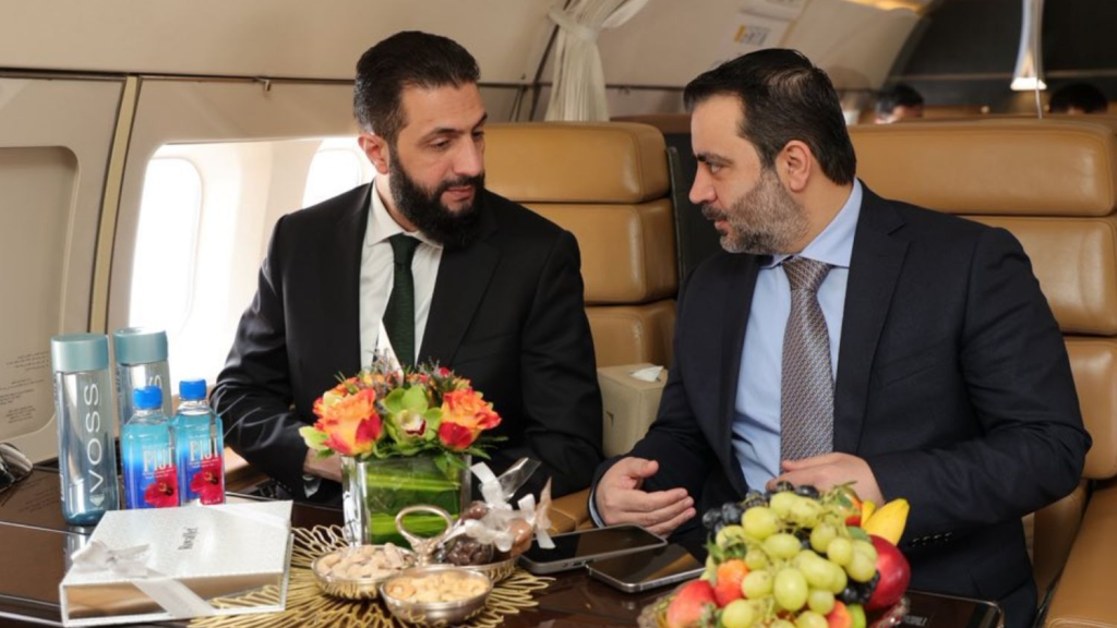 الشيباني: زيارة باريس نقطة تحول في رفع العقوبات عن سوريا