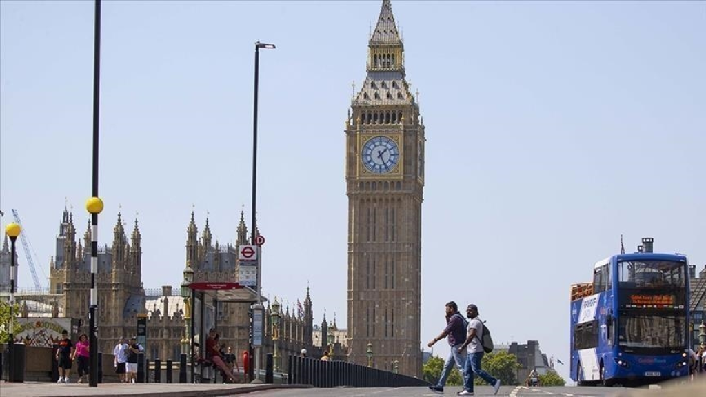 بريطانيا تعلن فرض  عقوبات تستهدف روسيا