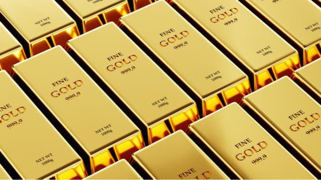 أسعار الذهب تهبط لأدنى مستوى في أكثر من شهر