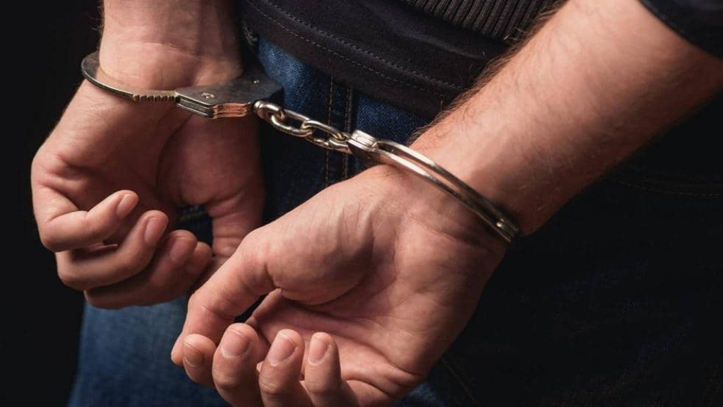 توقيف مواطنَين للاشتباه بارتكابهما جريمة قتل