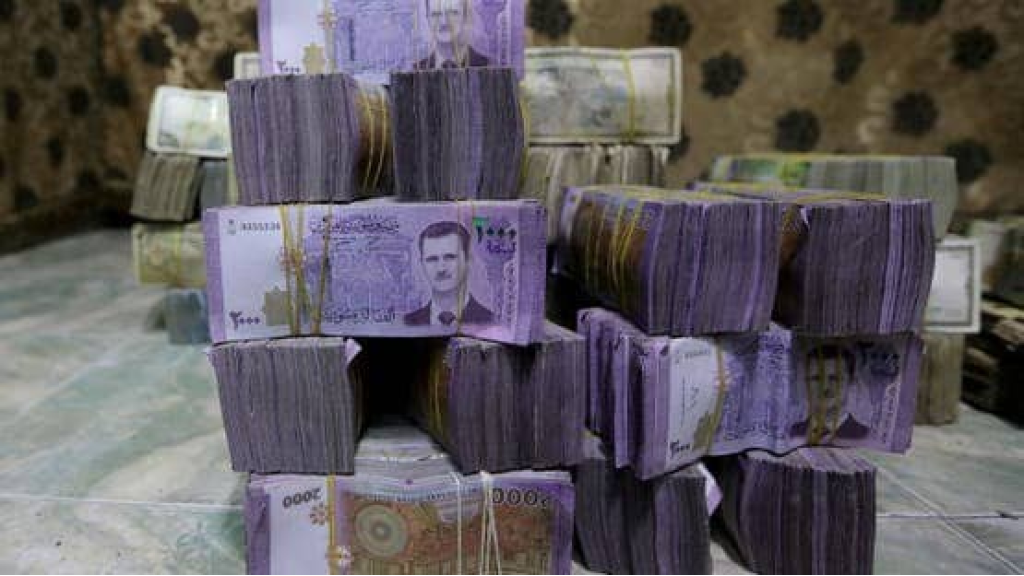 سوريا تعتزم طباعة عملة جديدة بالإمارات وألمانيا بدلا من روسيا