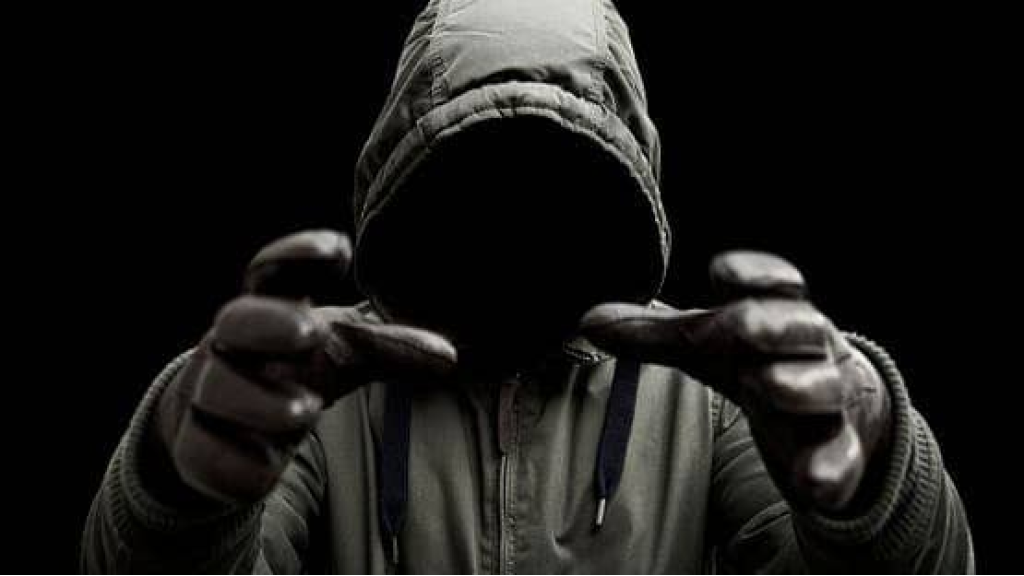 صدمة في أوساط السوريين بتركيا.. لاجئ يقتل والدته خنقا