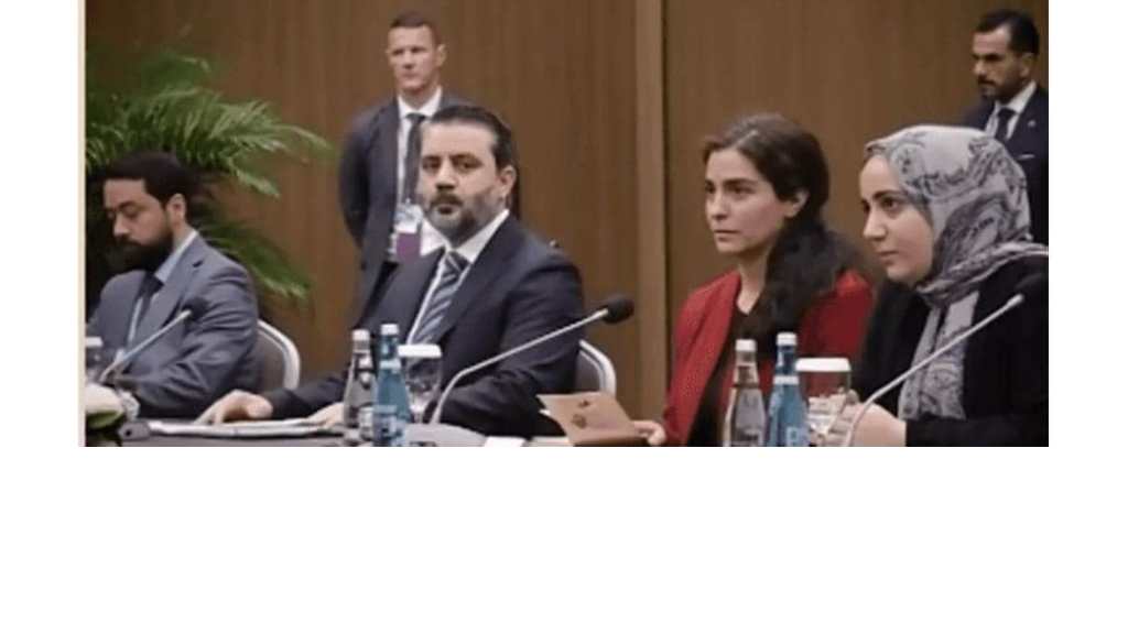 سيدة ترافق وزير الخارجية السوري.. من هي؟