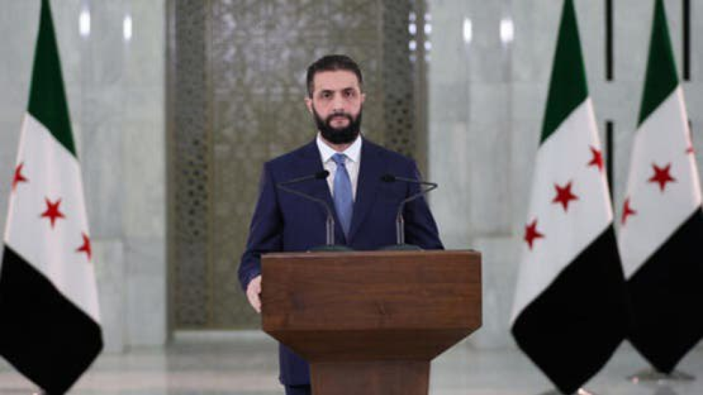 وزير الدفاع السوري يقرر دمج كافة الوحدات العسكرية