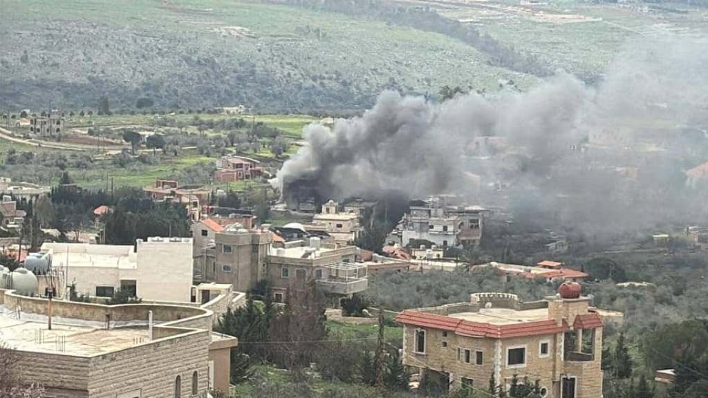 غارة إسرائيلية على دراجة نارية بمجدل زون