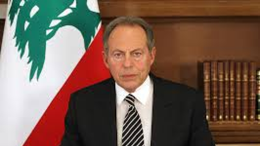 الرئيس لحود يستعيد أيام التحرير ويتحدّث لـ
