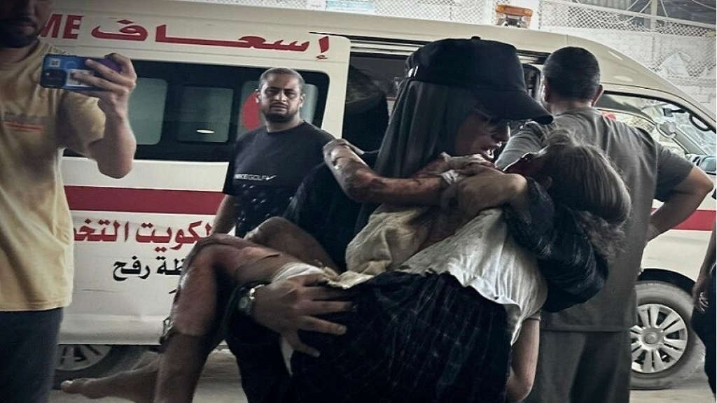 مأساة إنسانية.. طبيبة أطفال تفقد أبناءها التسعة في قصف إسرائيلي أثناء عملها بالمستشفى