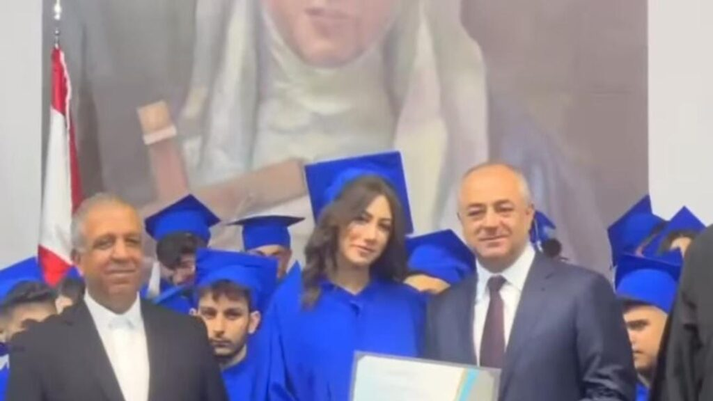 بداية لرئيس بلدية الضبية لا تبشر بالخير… بو صعب يرعى حفل تخرج مدرسة سانت ريتا وسط ترحيب تربوي كبير