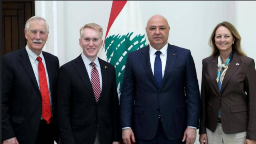 الرئيس عون: لتقديم المساعدات للنازحين في بلادهم وليس في لبنان