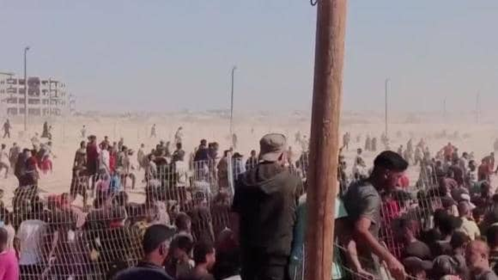 اقتحام دام لمستودع للأمم المتحدة بغزة مع بدء دخول المساعدات