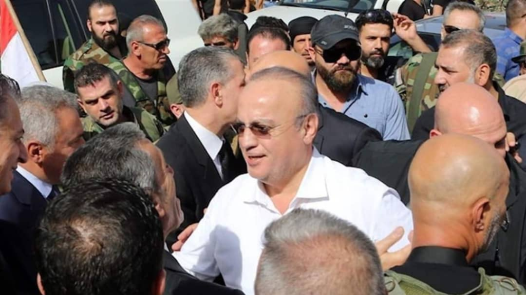 وهاب يردّ على قرار سجنه!