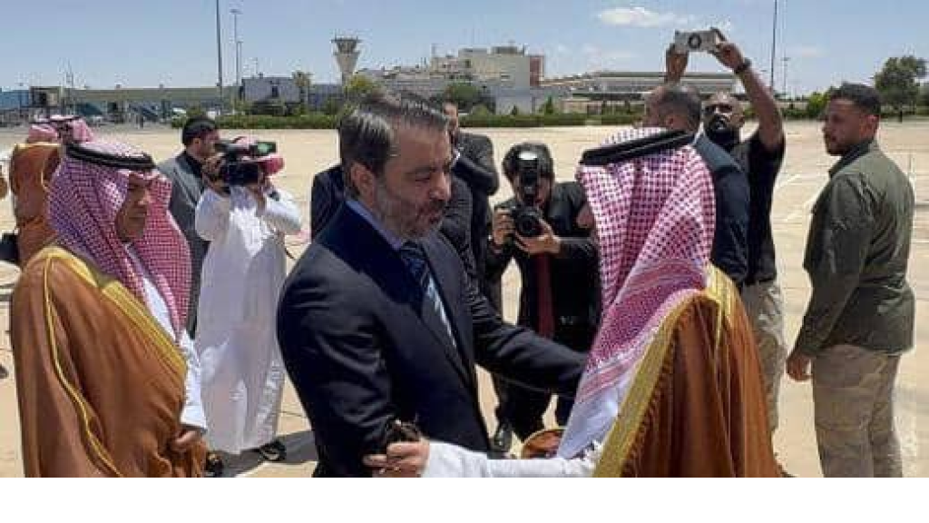 وزير الخارجية السعودي يصل إلى دمشق برفقة وفد اقتصادي