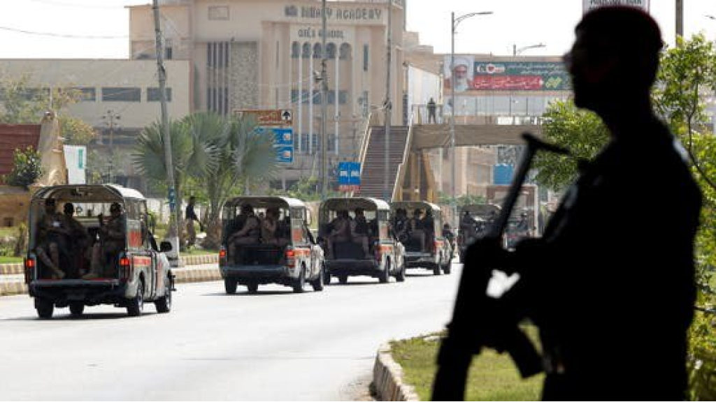 هروب عشرات السجناء من سجن باكستاني بعد وقوع زلازل