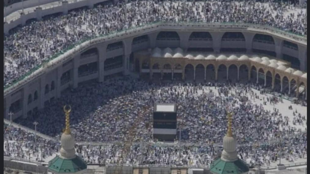 السعودية تمنع التصوير ورفع الأعلام السياسية والمذهبية والهتافات بالمـشاعر المقدسة