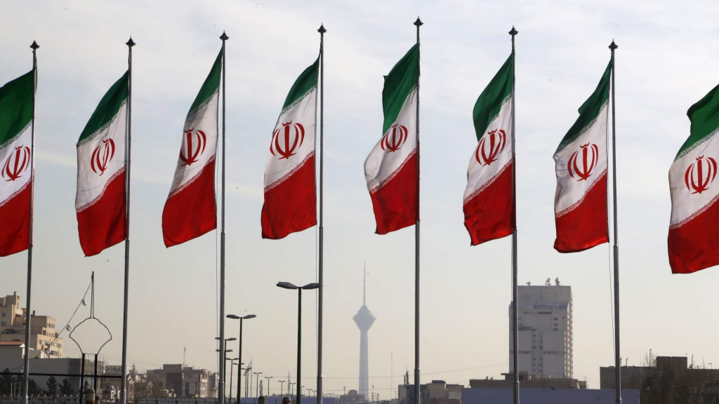 إيران تستنكر 