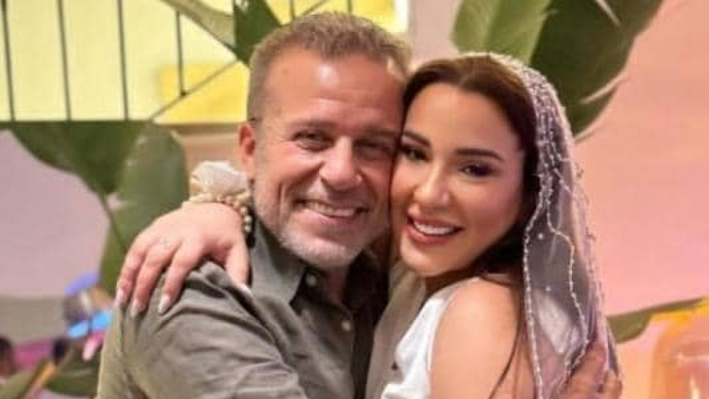 شريف منير يوجه كلمات مؤثرة لزوج ابنته خلال عقد القران .. ماذا قال؟
