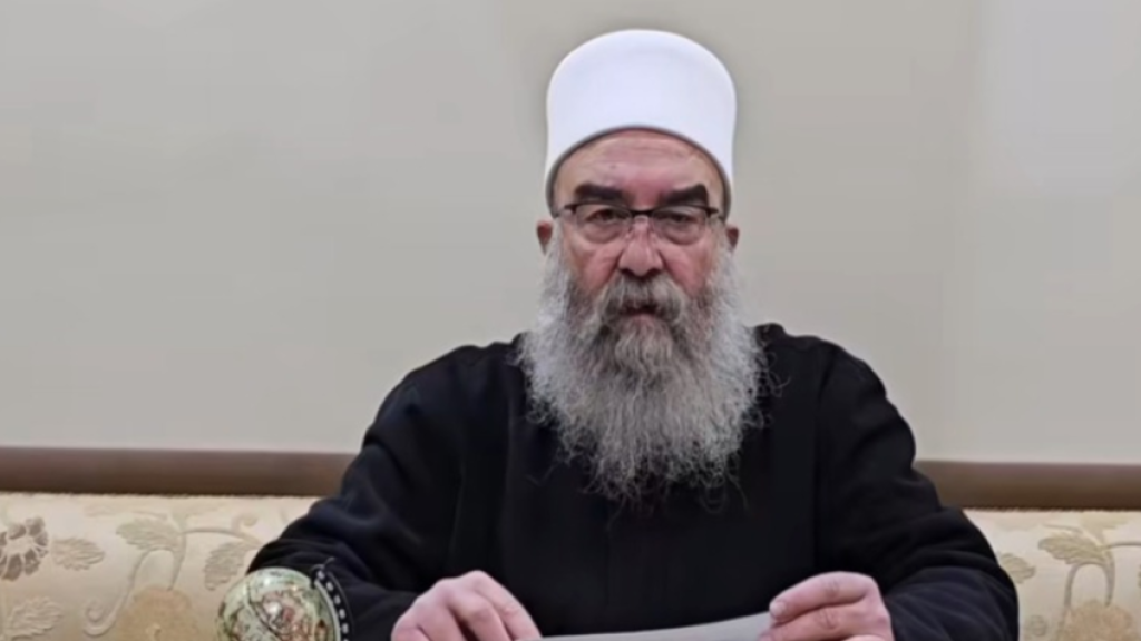 سوريا.. الشيخ حكمت الهجري يصدر بيانا ويحذر