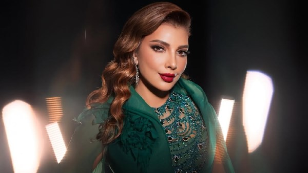 ناقد موضة يعلق على فستان أصالة في أحدث ظهور.. ماذا قال؟