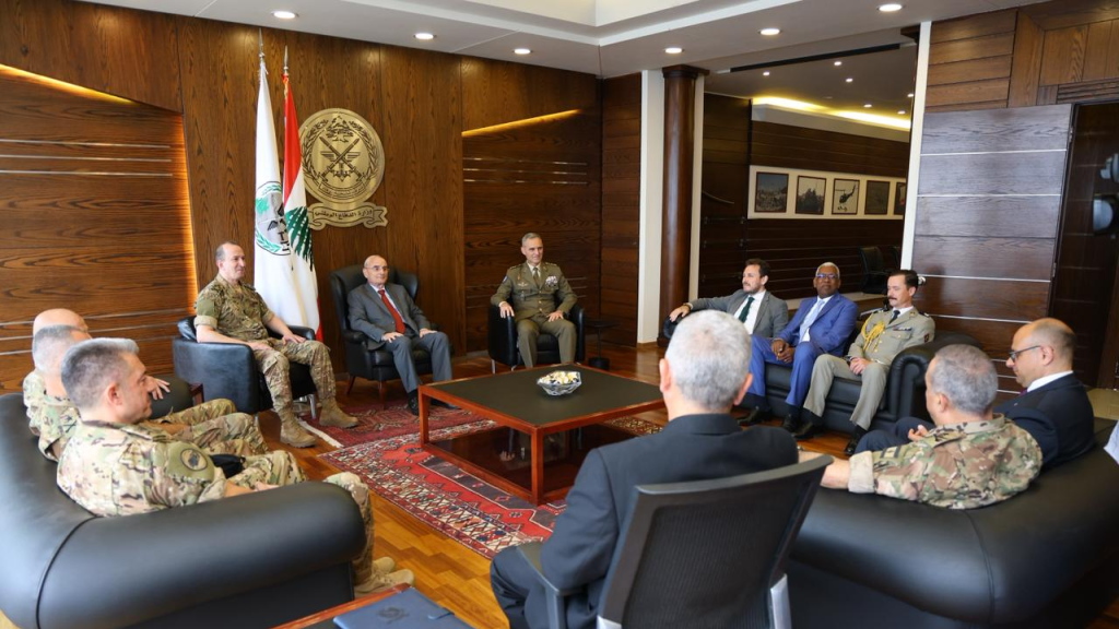 توقيع مذكرة تفاهم بين قوات الأمم المتحدة المؤقتة في لبنان – اليونيفيل، ووزارة الدفاع الوطني بمشاركة ودعم الحكومة الفرنسية وزير الدفاع: أملنا في تجديد ولاية اليونيفيل دون اي عراقيل