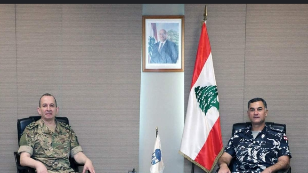 اللواء عبدالله استقبل قائد الجيش... وتشديد على أهمية التعاون والتنسيق بين الأجهزة الأمنية