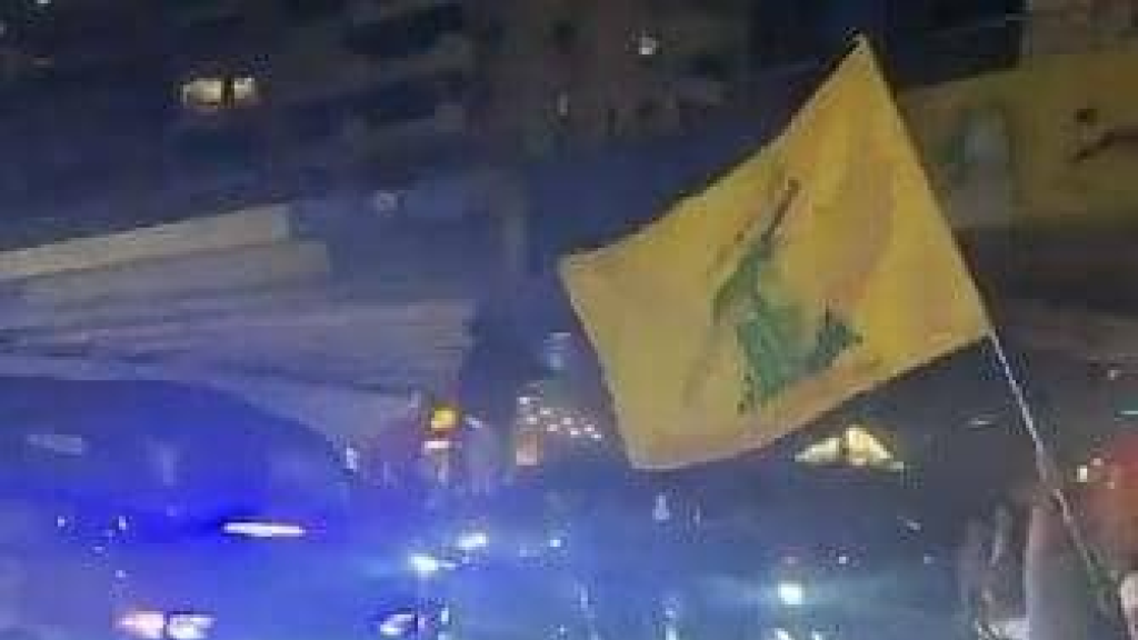 احتفالًا بالهجوم الإيراني.. مسيرة دراجات نارية بالضاحية (فيديو)
