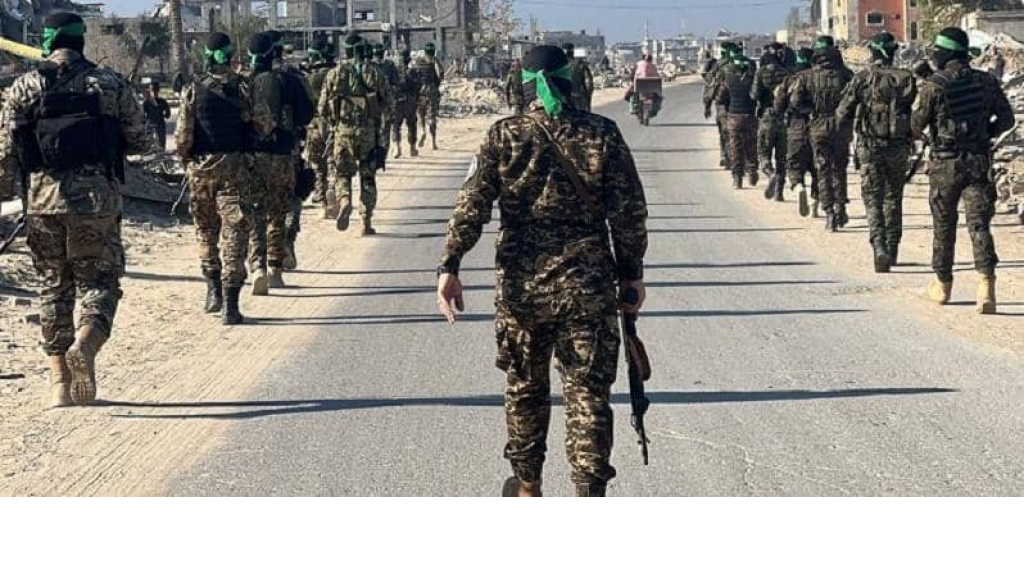 “القسام” تفجر منزلاً تحصن به جنود العدو