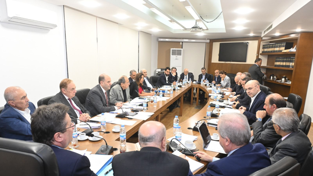 كنعان: نمهل الحكومة حتى الثلاثاء لحسم تباين 