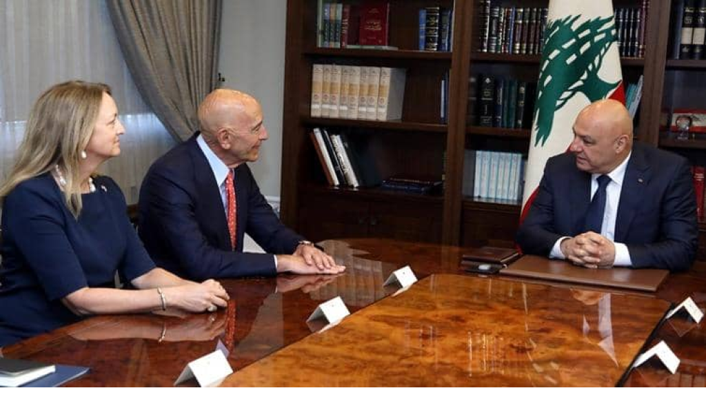 براك يبلغ عون توليه الملف اللبناني مؤقتًا