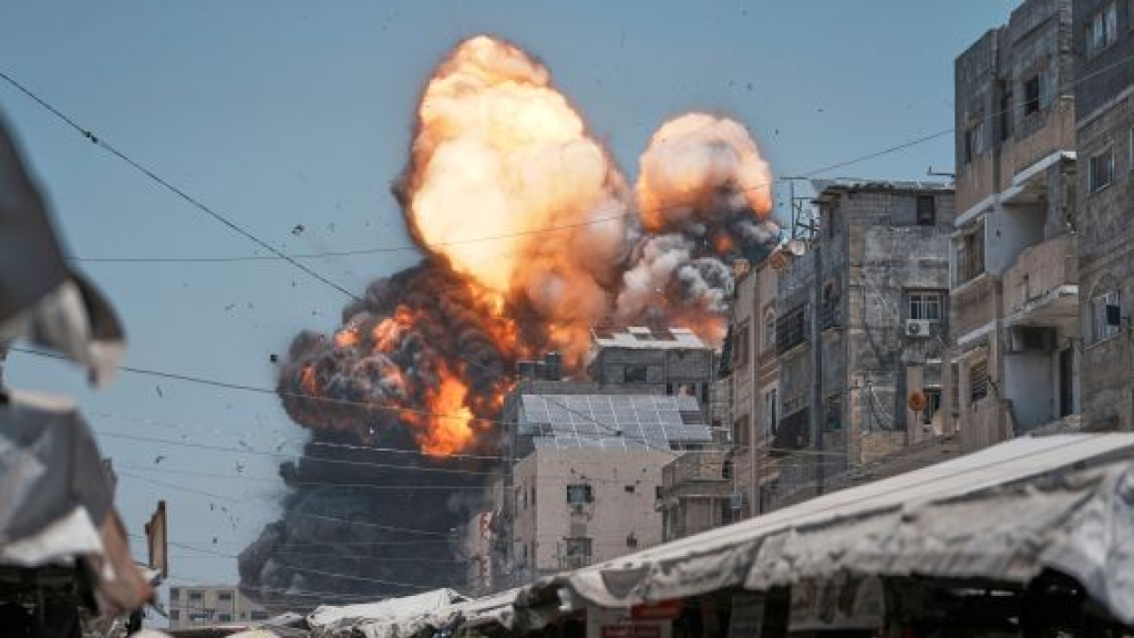 الدفاع المدني في غزة يعلن استشهاد 43 فلسطينيا بنيران القوات الإسرائيلية