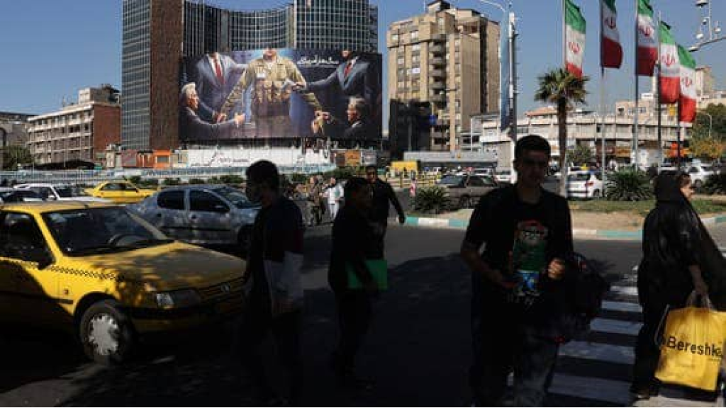 وصل كسائح.. إيران تضبط 