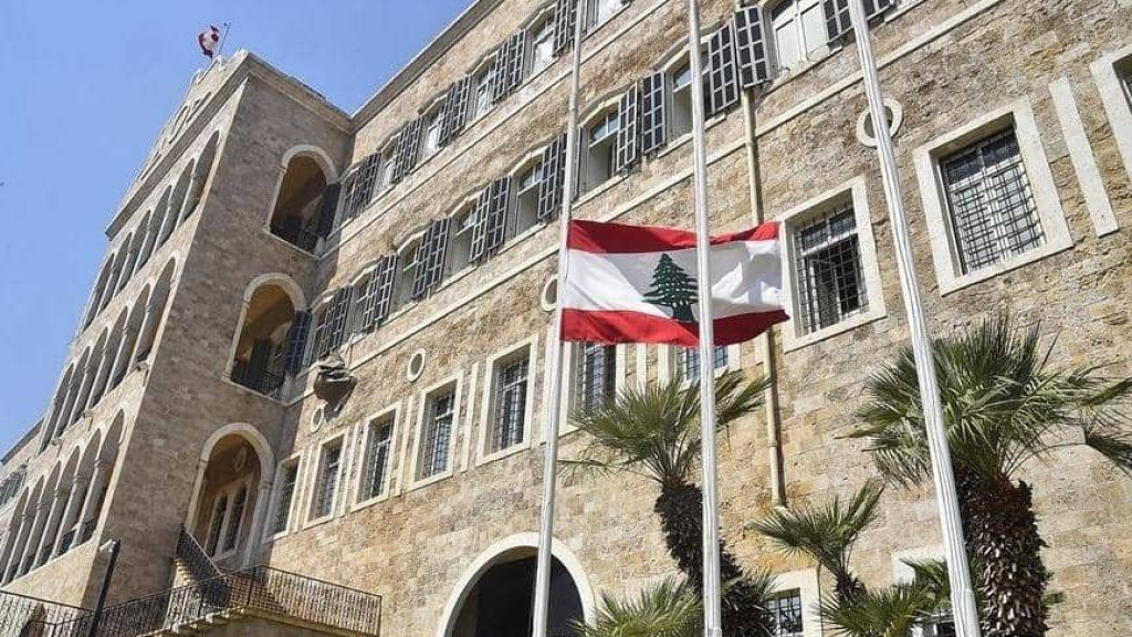 سجال في مجلس الوزراء... إليكم التفاصيل