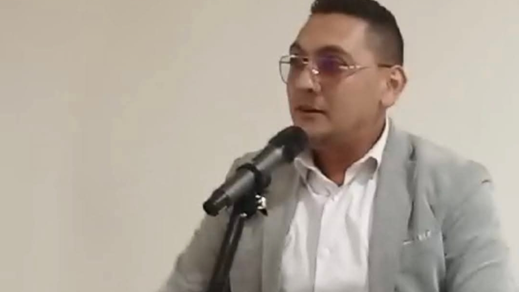 مسرحيّة خَيال عِلمي أم قَليلٌ مِن العِلم 