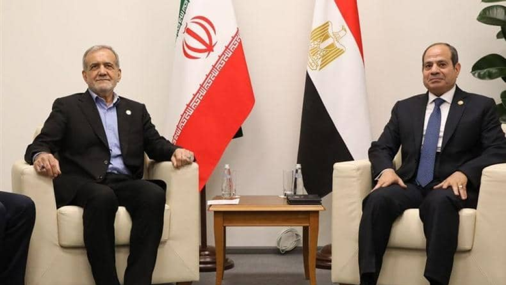 الرئيس الإيراني في اتصال هاتفي مع السيسي: مستعدون للتعاون من أجل تعزيز السلام في المنطقة