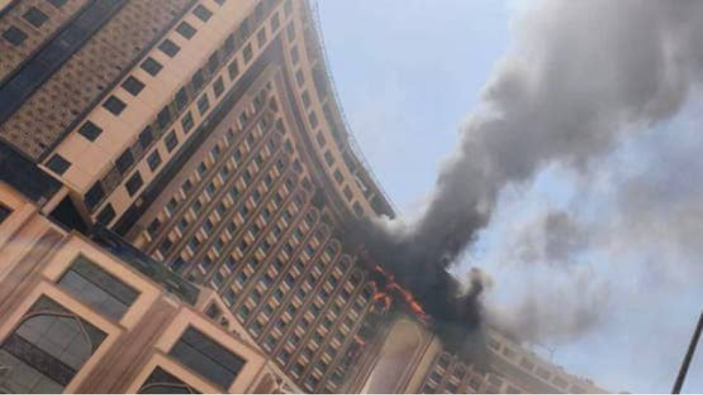 حريق يلتهم فندقا ضخما في بغداد بعد شهرين من افتتاحه