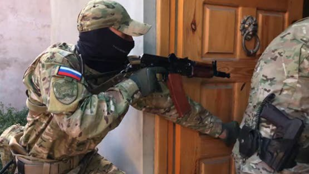 لأمن الروسي: العثور على مخبأ يحتوي ذخائر كيميائية تابع لأوكرانيا في دونيتسك