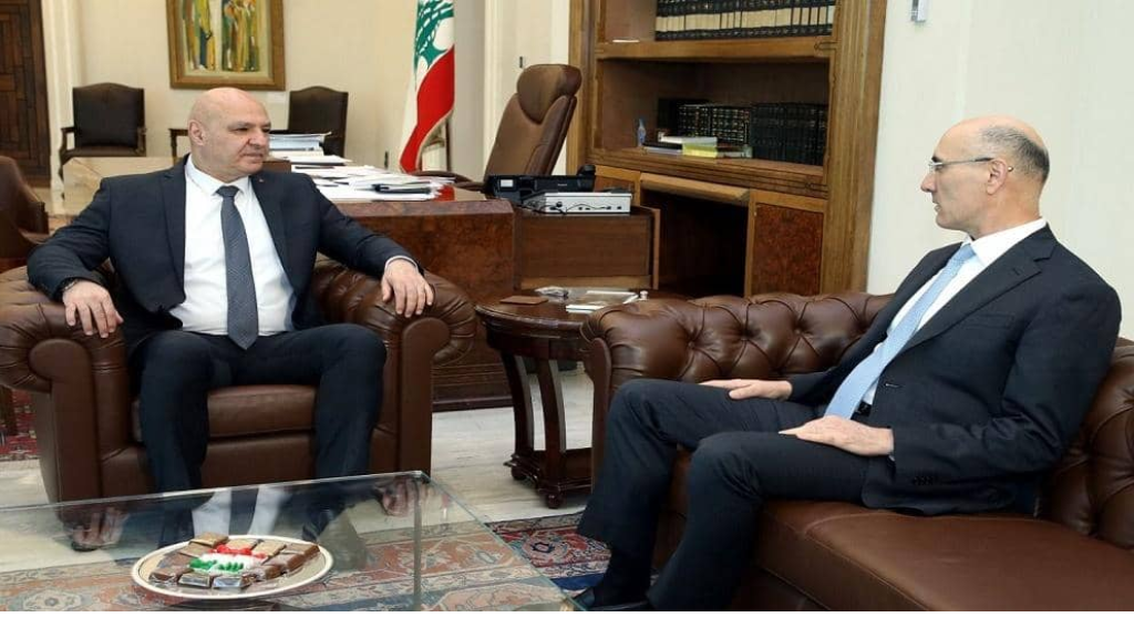 الأوضاع الأمنية في البلاد بين عون والحجار