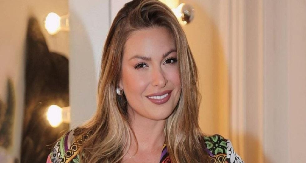 بالفيديو: ممثل يكسر يد باميلا الكيك