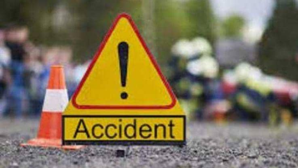 بالفيديو – حادث سير بين “اليونيفيل” و”الرسالة” على طريق برج قلاوية