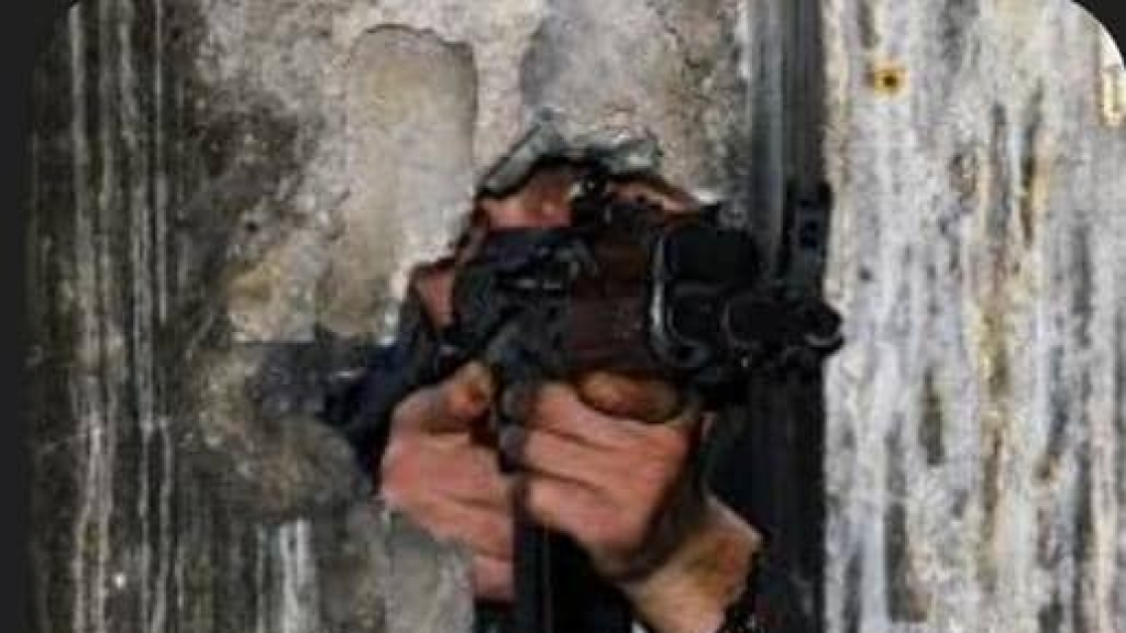 إعفاء دبور من صلاحيّات وتعيين سفير لفلسطين طُرح الفصائل تنشىء لجانًا أمنيّة في المخيّمات لضبط السلاح