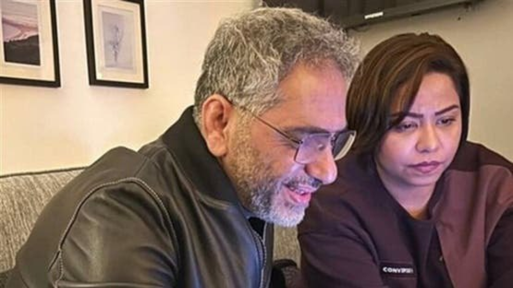 شيرين وفضل شاكر يجهزان أغنية جديدة  في مخيم 