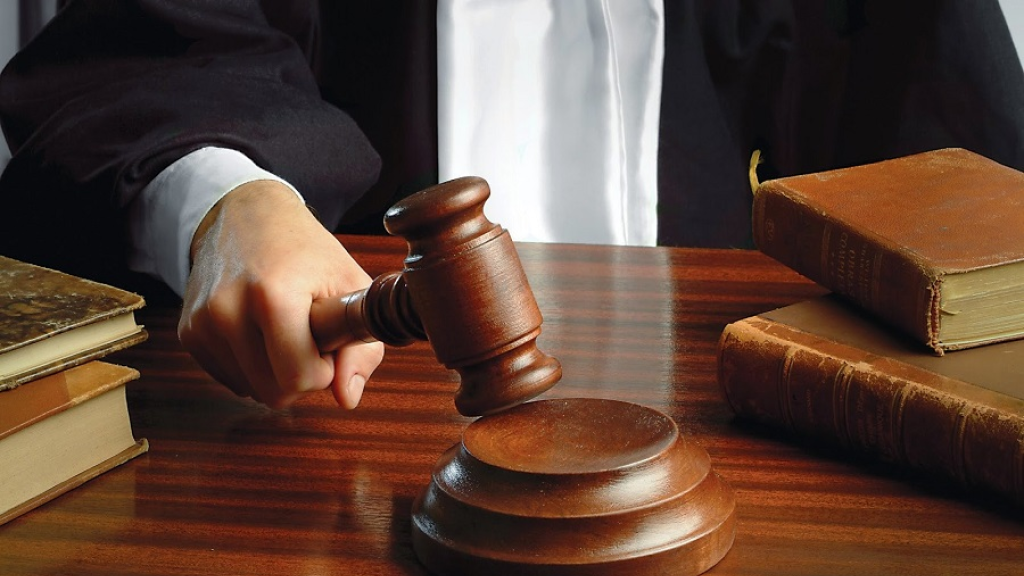 اعتكاف شامل للجان المساعدين القضائيين