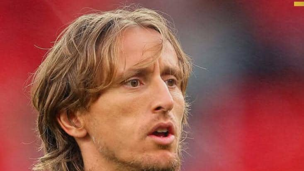 ميلان الإيطالي يعلن تعاقده مع لوكا مودريتش 