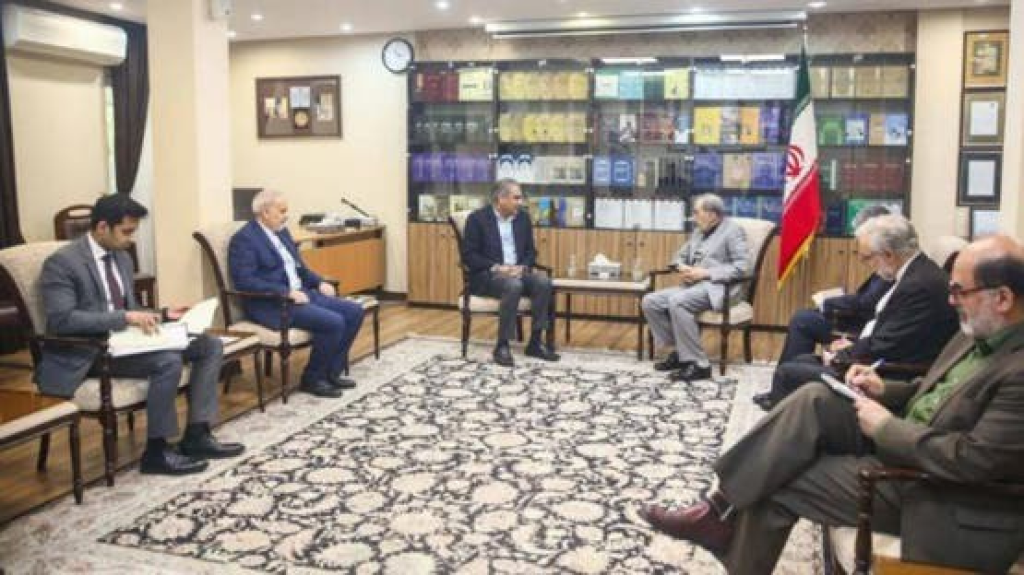 مستشار خامنئي: نرفض إجراء مفاوضات نووية مشروطة بوقف التخصيب