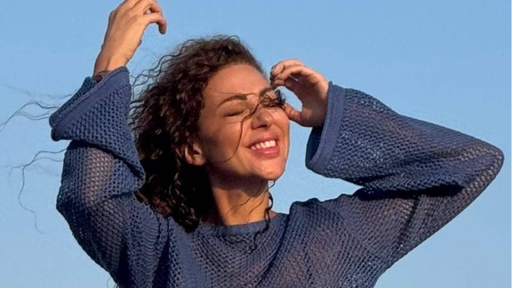 ميريام فارس تحبس الأنفاس بإطلالة بحرية جريئة... وتمنع التعليقات (صور)