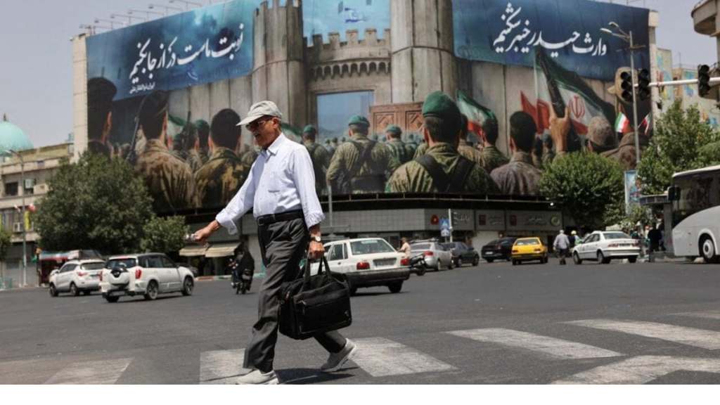حرب الظلال تتصاعد... إيران تتهم الموساد بـ
