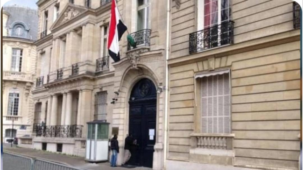 بعد محاولة دخول السفارة المصرية… اشتباك بين “الجيش” وعدد من المتظاهرين