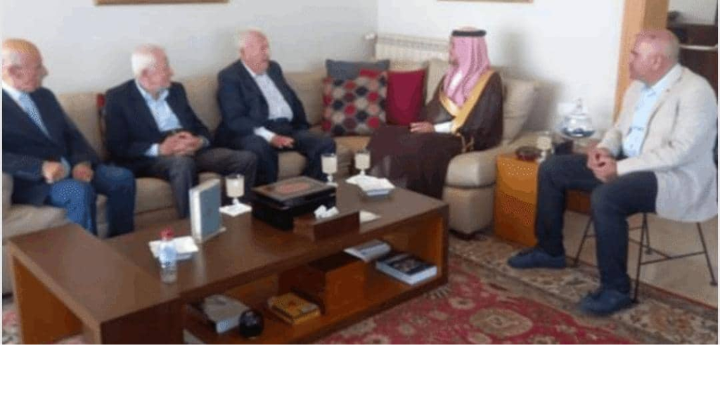 زيارة بخاري إلى الميناء: بحث في النهوض بالمدينة ومرافقها الحيوية