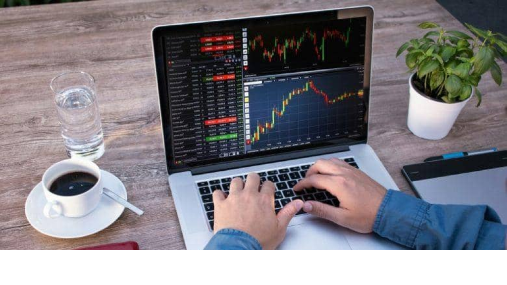 بين البورصة والوهم… جيل لبناني جديد يتقن فنون الاحتيال!