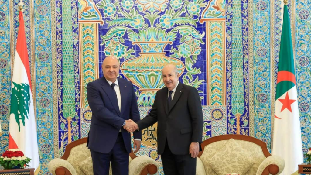 الرئيس عون استهل زيارته الى الجزائر بلقاء رئيسي مجلسي الامة والشعبي الوطني ووضع إكليلا من الزهر على ضريح الشهداء ويلتقي الرئيس تبون مساء